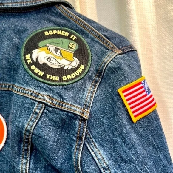 Women’s Old Navy Custom Blue Jean Patchwork Jacket Size Medium - Picture 7 of 8